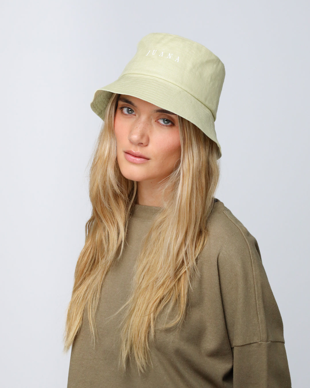 Juana Hemp Essentials Bucket Hat