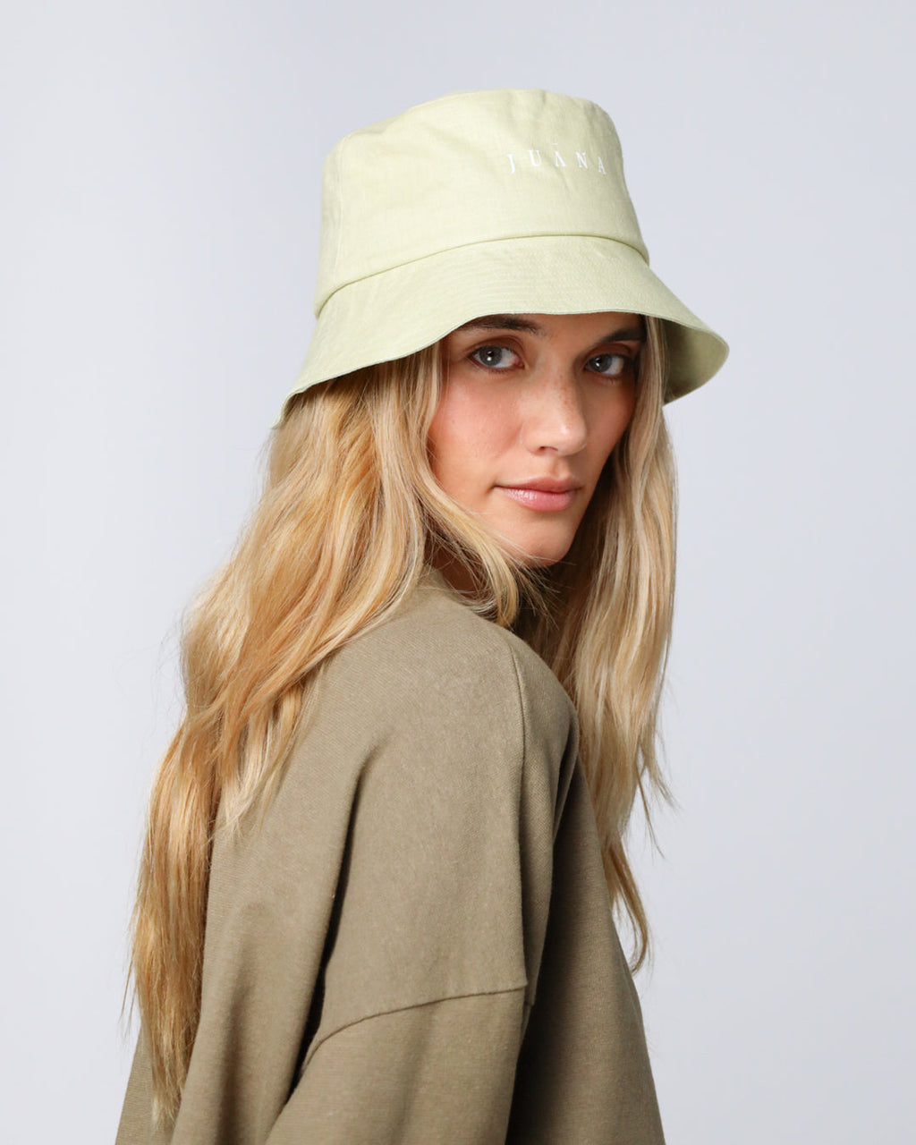 Juana Hemp Essentials Bucket Hat