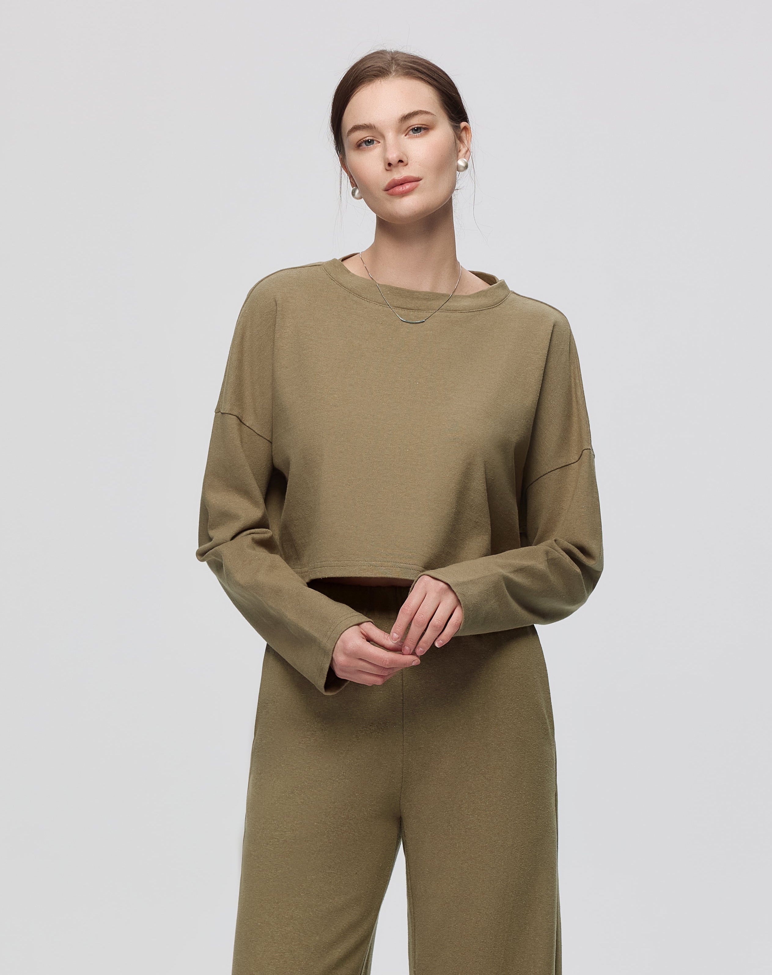 Aera Boxy Sweater